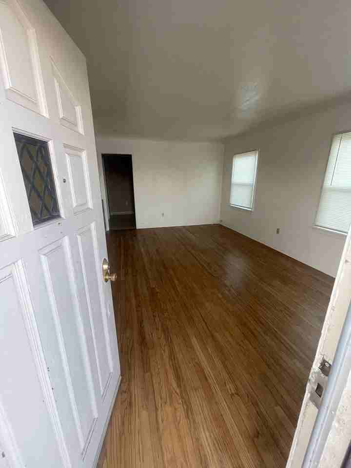 406 Wilson Ave #2BD1BTH - Photo 6 of 20