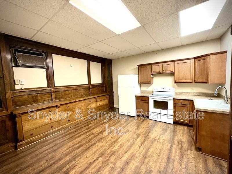 777 W Market St #3 - Photo 2 of 12