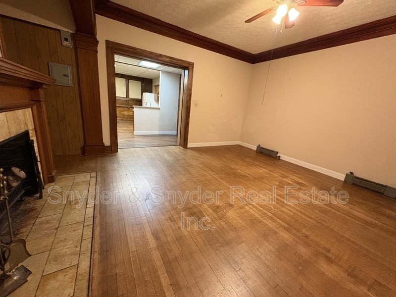 777 W Market St #3 - Photo 5 of 12