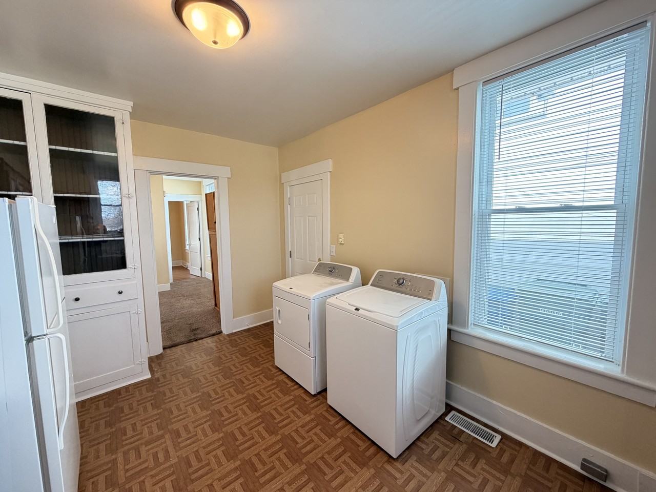 418 Nw L St - Photo 4 of 26