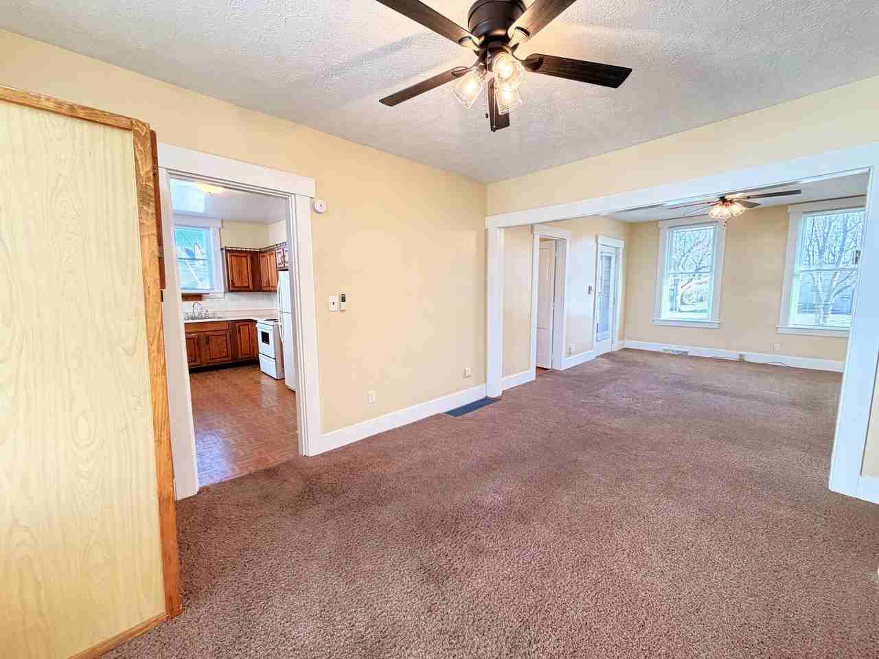 418 Nw L St - Photo 6 of 26