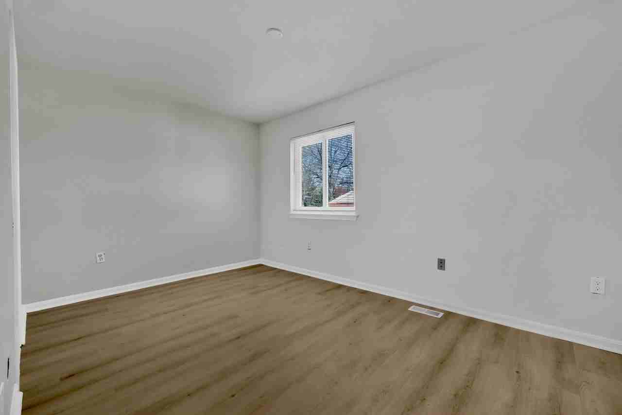 3125 Heathcote Rd - Photo 5 of 27