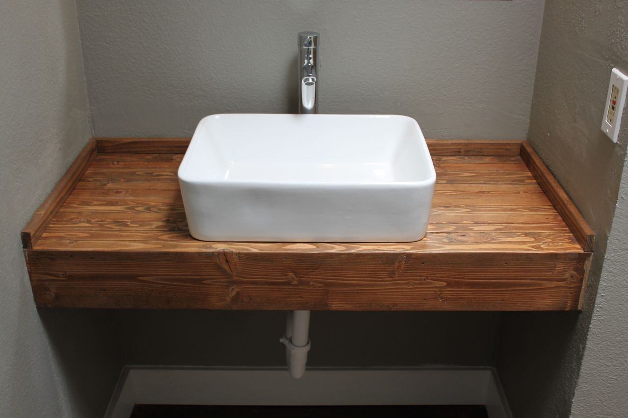 1228 S Mckemy St - Photo 3 of 9