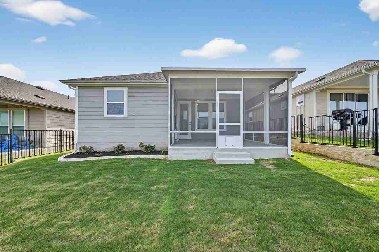 304 Livewater Ln - Photo 2 of 14