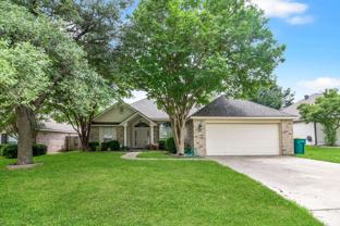 2511 Kingsbury Dr - Photo 1 of 1