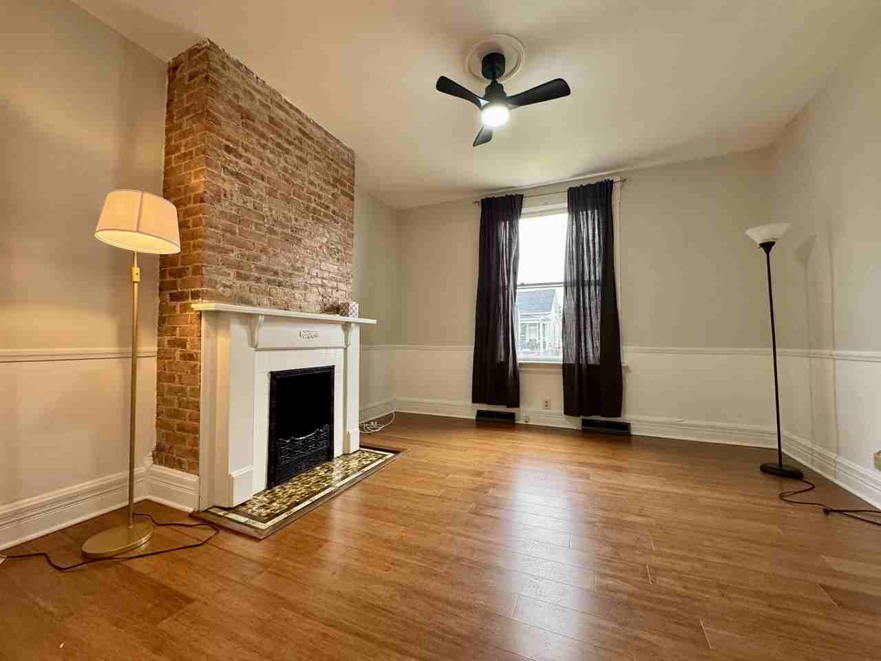 121 Chicago Ave - Photo 5 of 26