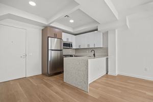featured image of 3112 Emmons Ave #103