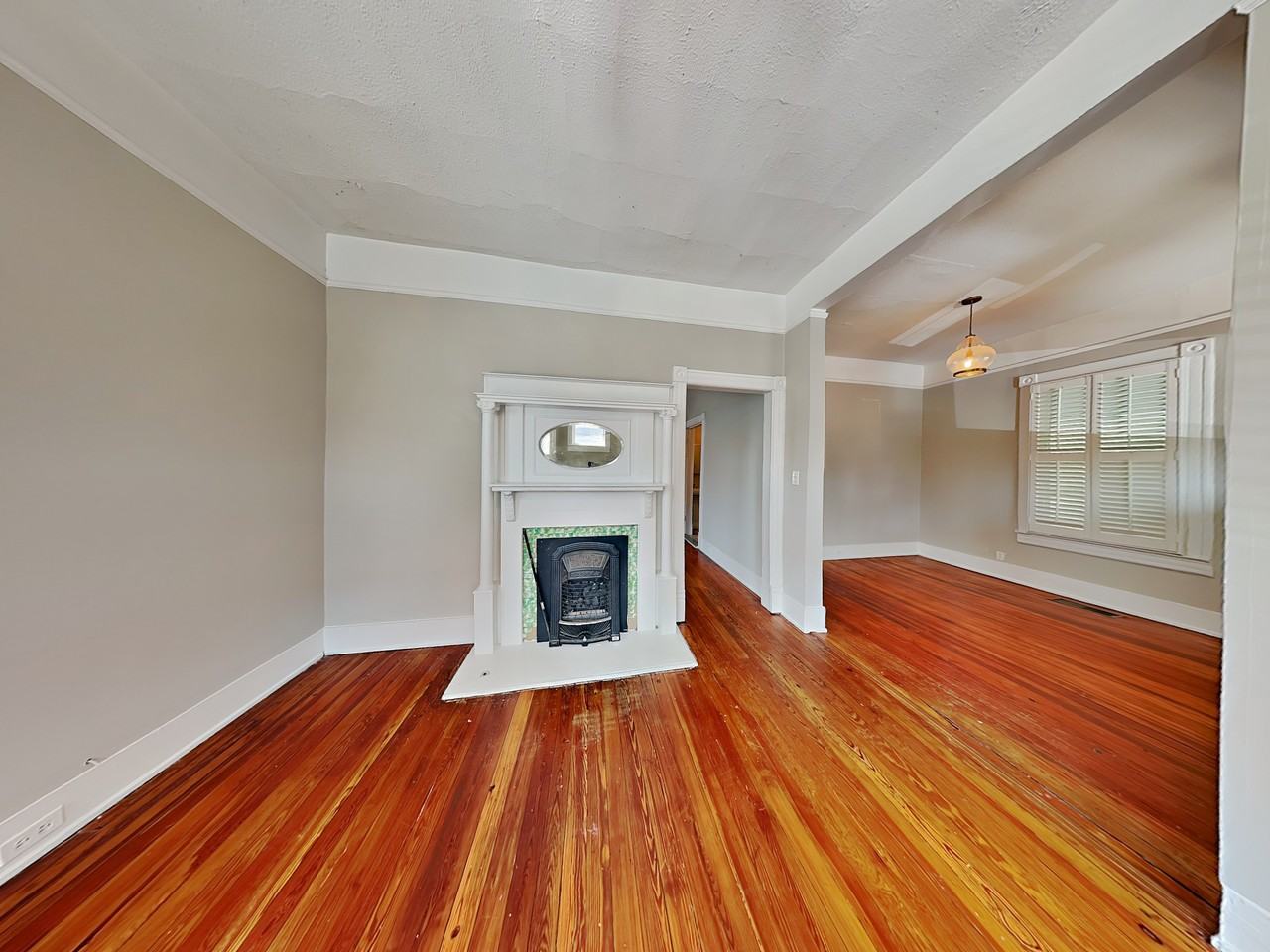 595 Boulevard Se #A - Photo 4 of 18