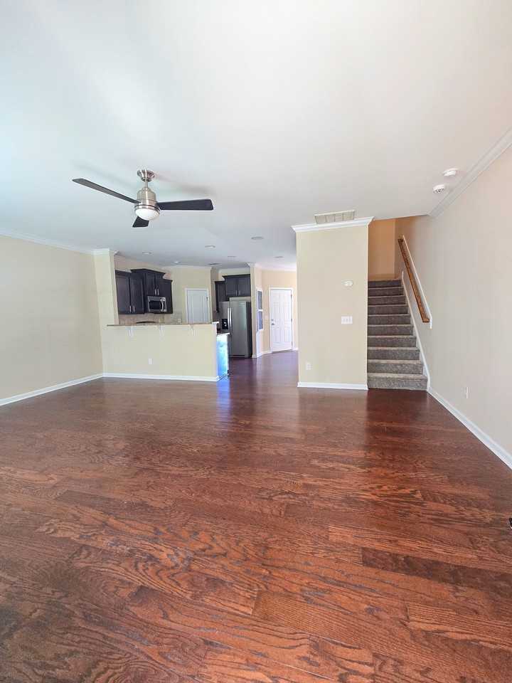 1007 Ileagnes Rd - Photo 2 of 39
