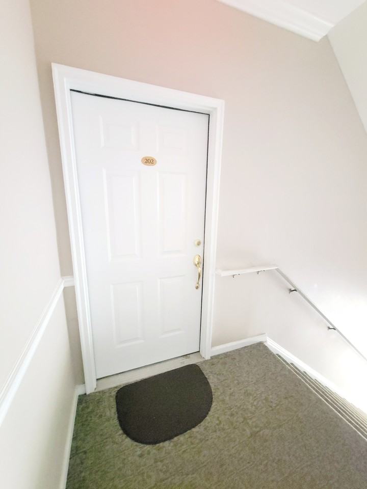 210 N Person St #202 - Photo 2 of 39