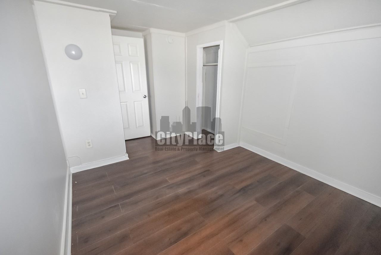 1755 W Morris St #C - Photo 7 of 15