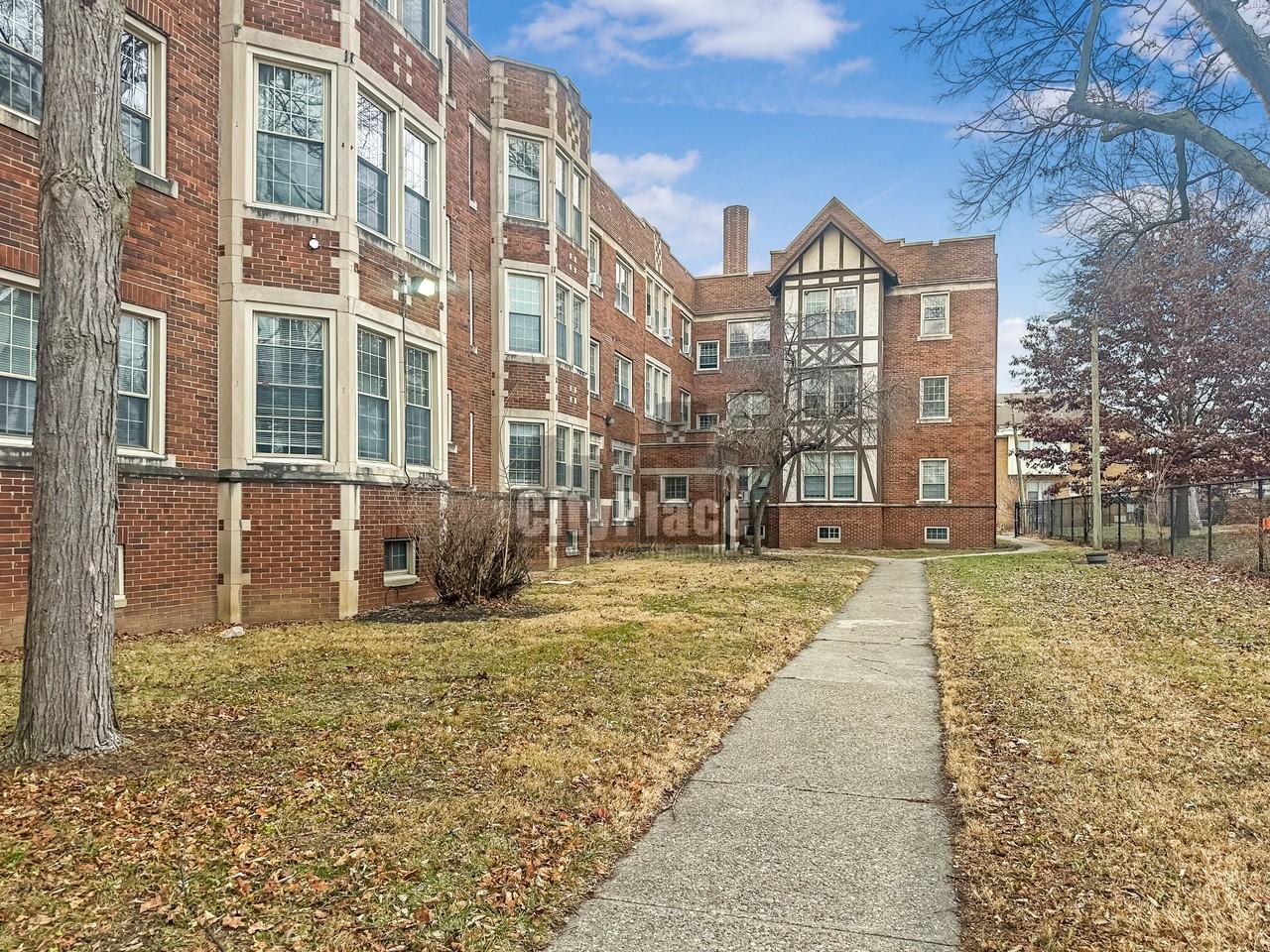 3541 N Meridian St #104 - Photo 6 of 19