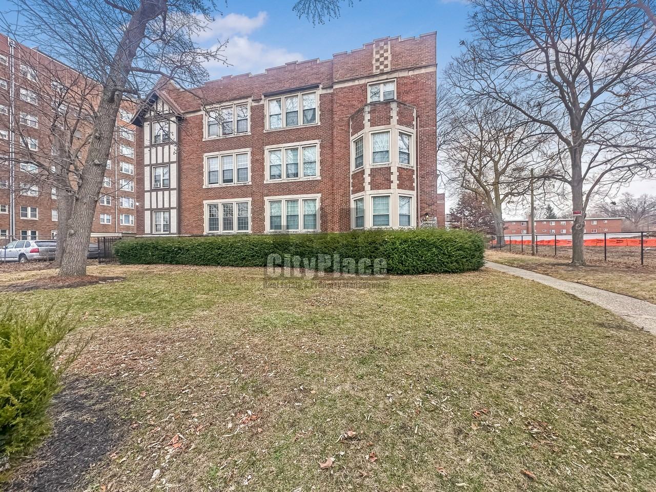 3541 N Meridian St #205 - Photo 5 of 20