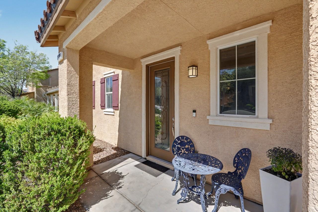 3220 Jevonda Ave - Photo 2 of 25