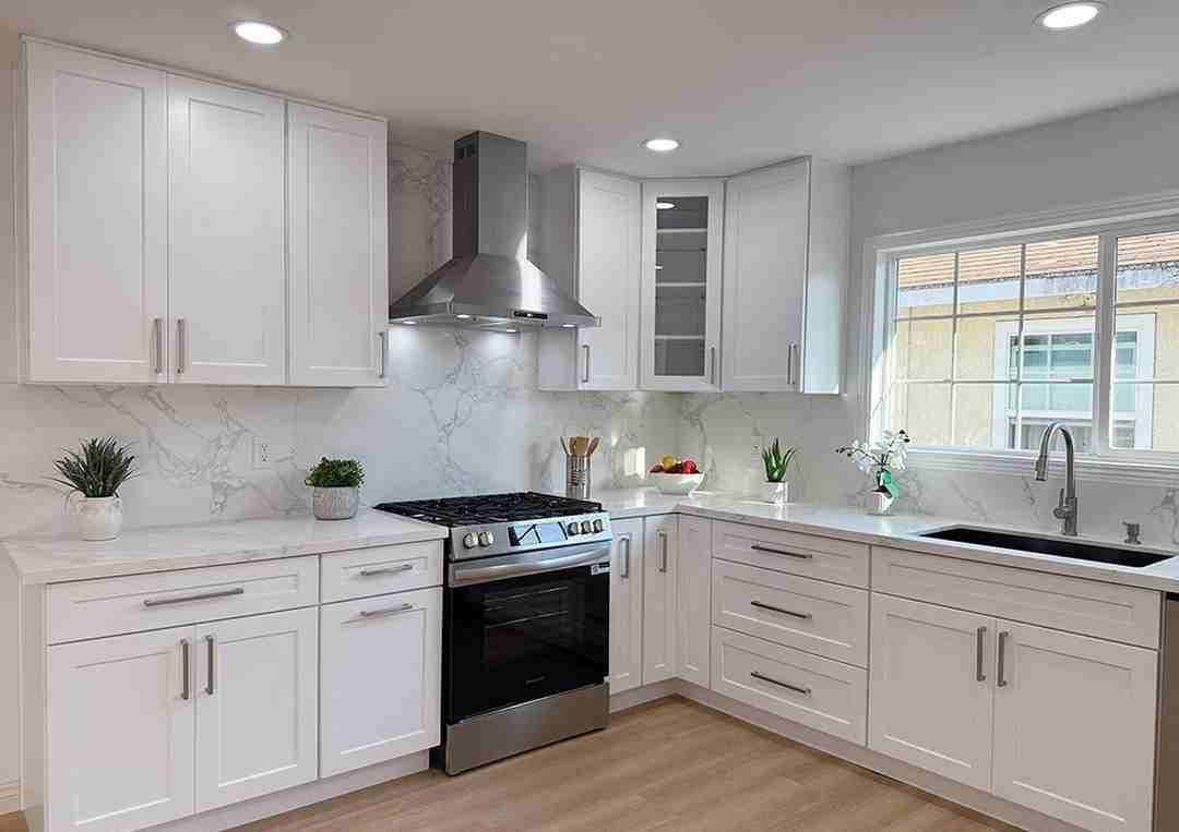 1206 S Towner St - Photo 5 of 22