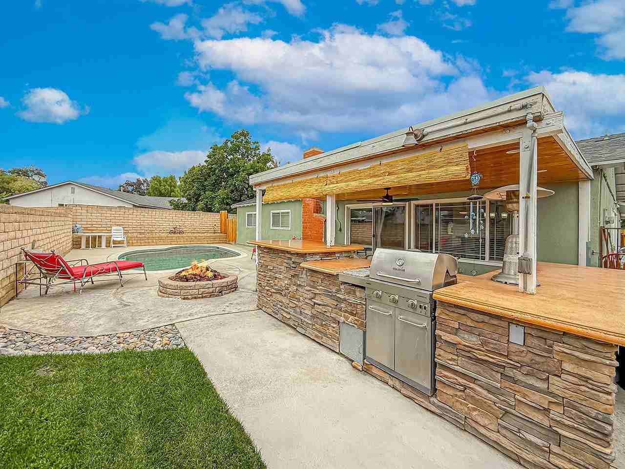 2439 Lita Pl - Photo 3 of 36