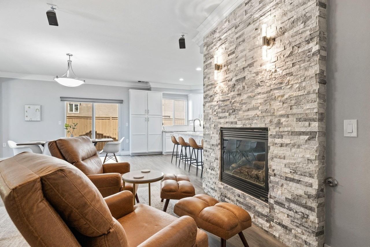 83454 Todos Santos Ave - Photo 4 of 36