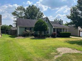 featured image of 1231 Breezy Gate Dr