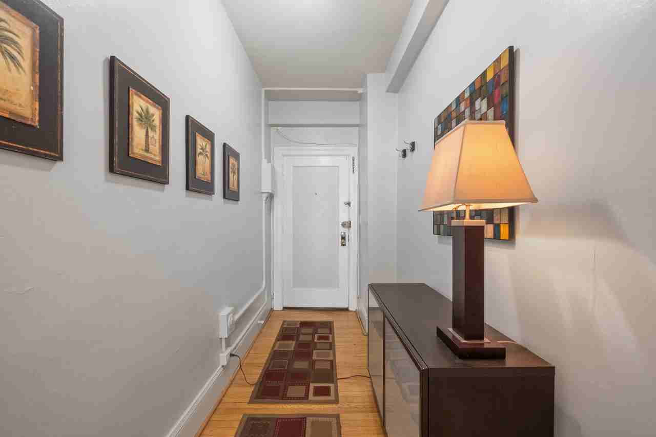 1101 L St Nw #308 - Photo 2 of 21