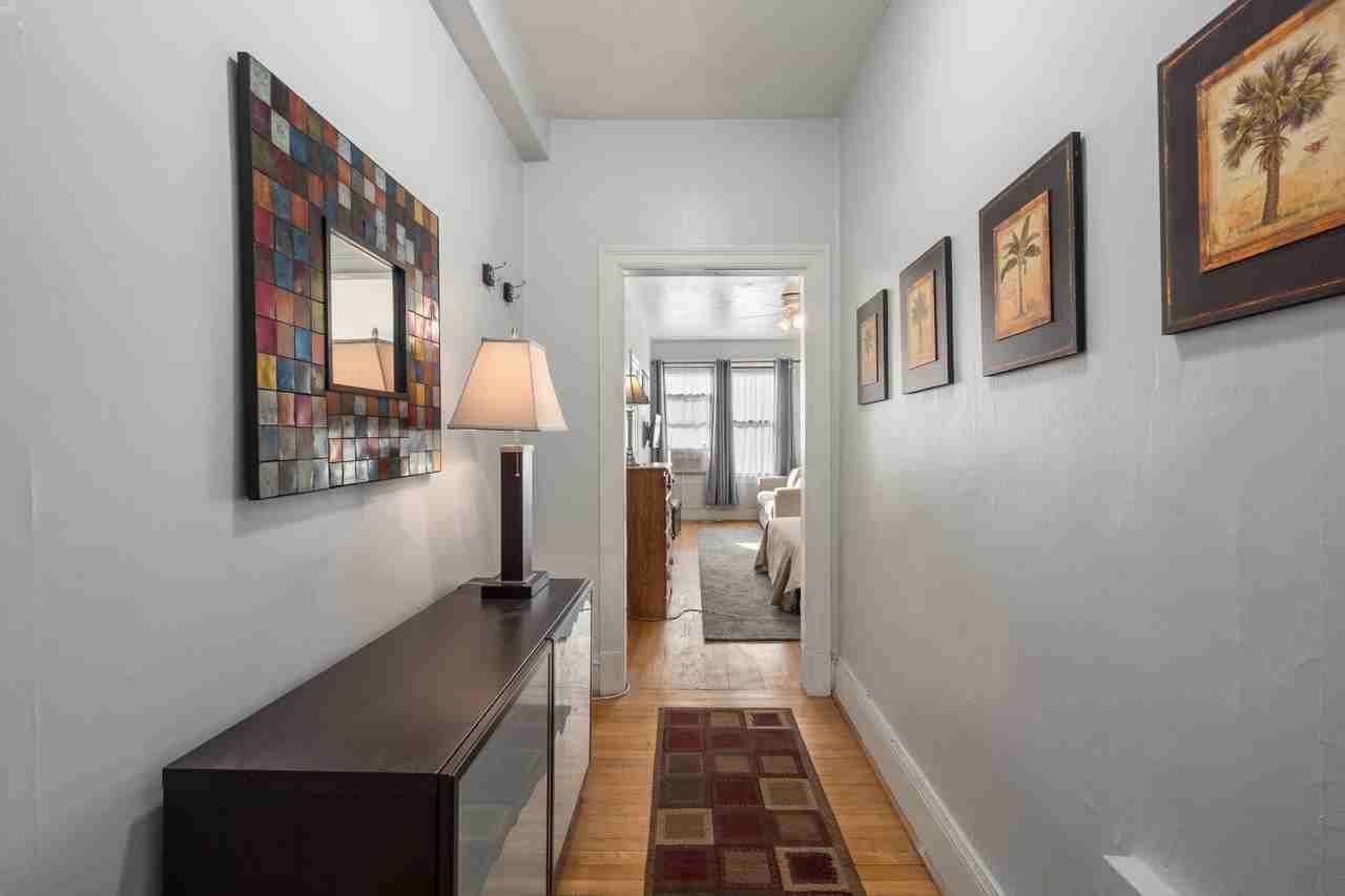 1101 L St Nw #308 - Photo 3 of 21