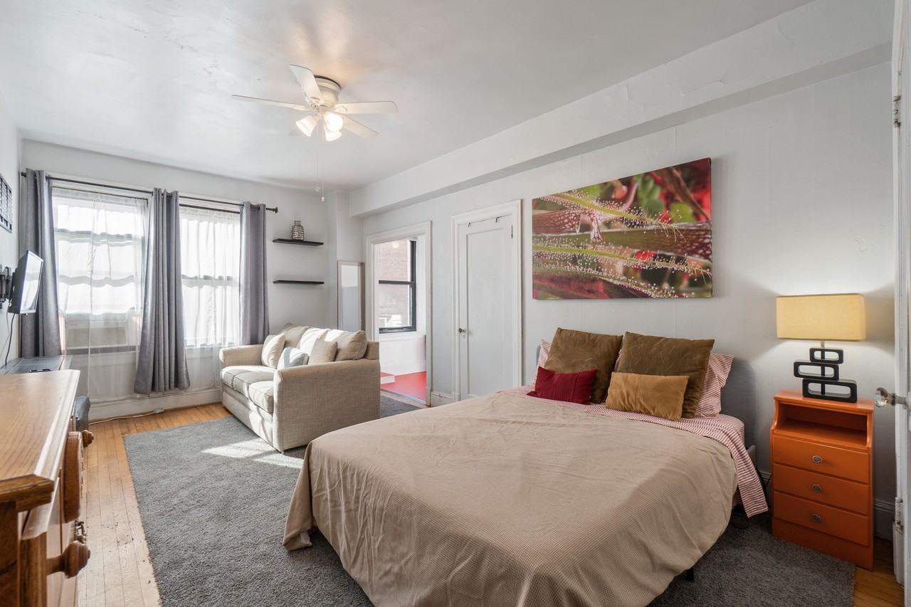 1101 L St Nw #308 - Photo 5 of 21