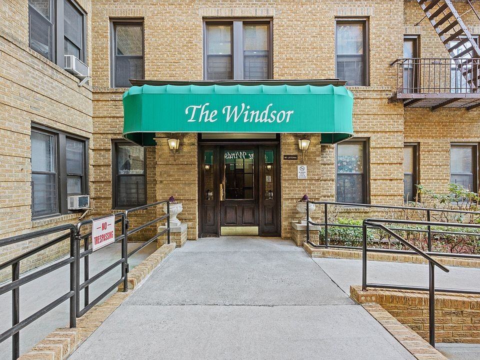 3531 85th St #6C - Photo 3 of 4