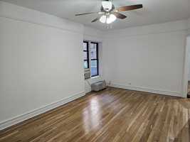 featured image of 4414 Newtown Rd #1L