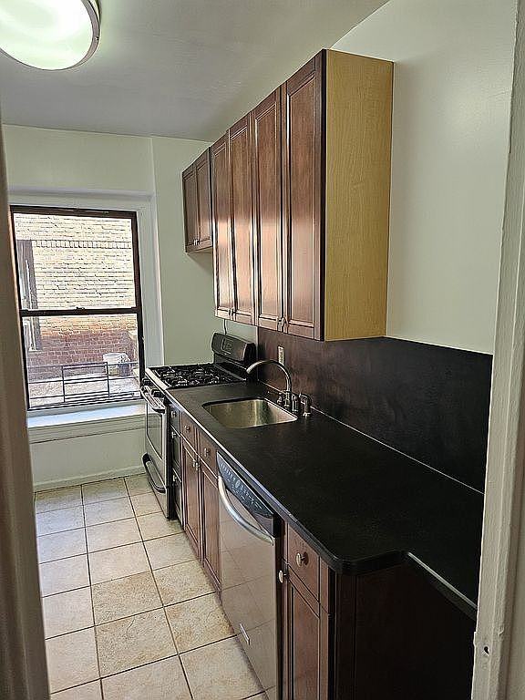 4414 Newtown Rd #1L - Photo 5 of 11