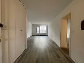 6135 98th St #9L - Photo 1 of 1