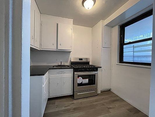 6135 98th St #9L - Photo 4 of 7