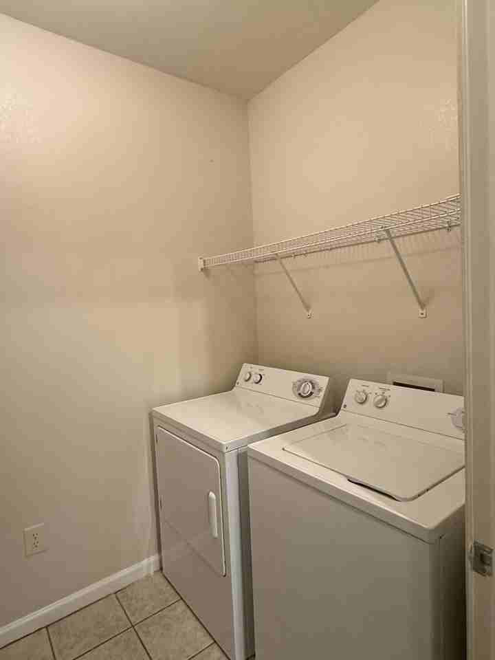 100 Vista Lake Dr #203 - Photo 4 of 8