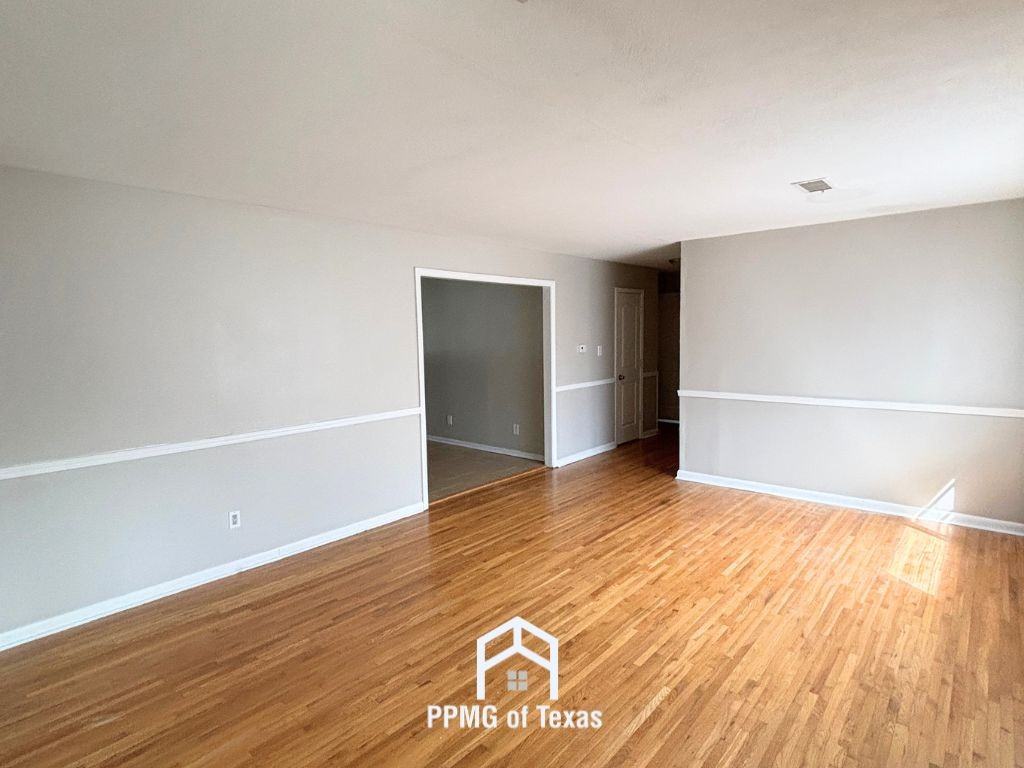 1000 Lessel Dr - Photo 4 of 25