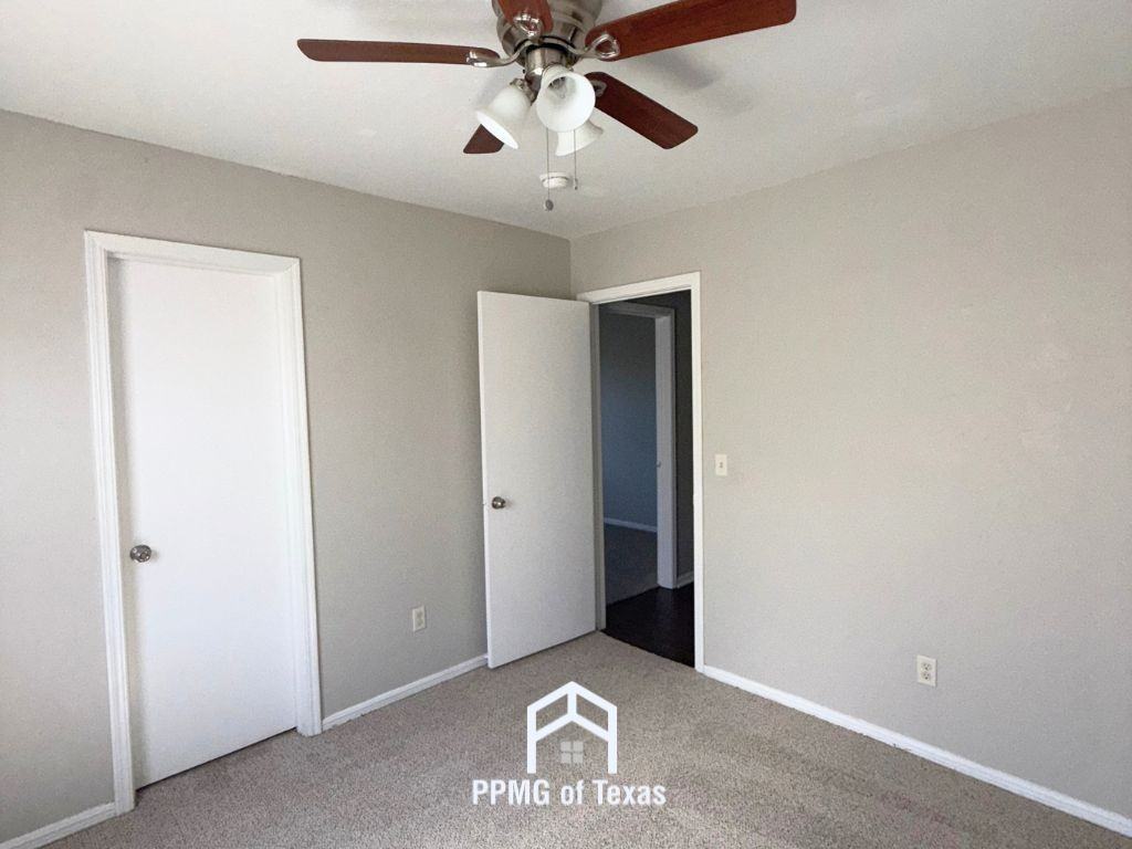 8101 Brookside Dr - Photo 3 of 22