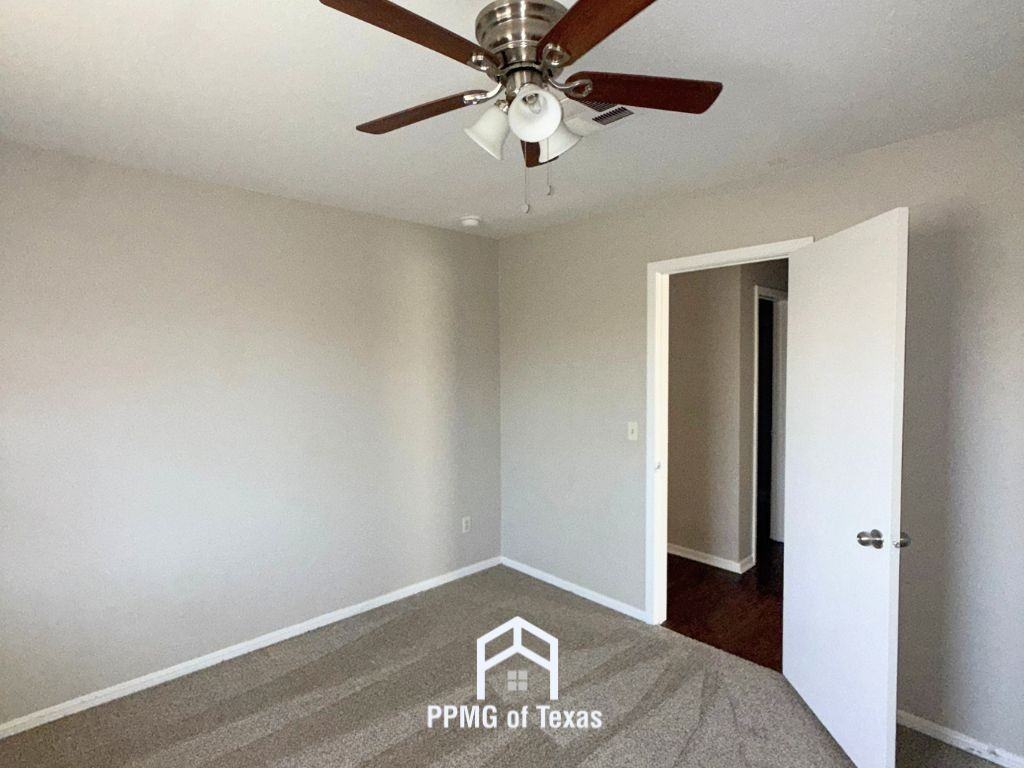 8101 Brookside Dr - Photo 6 of 22