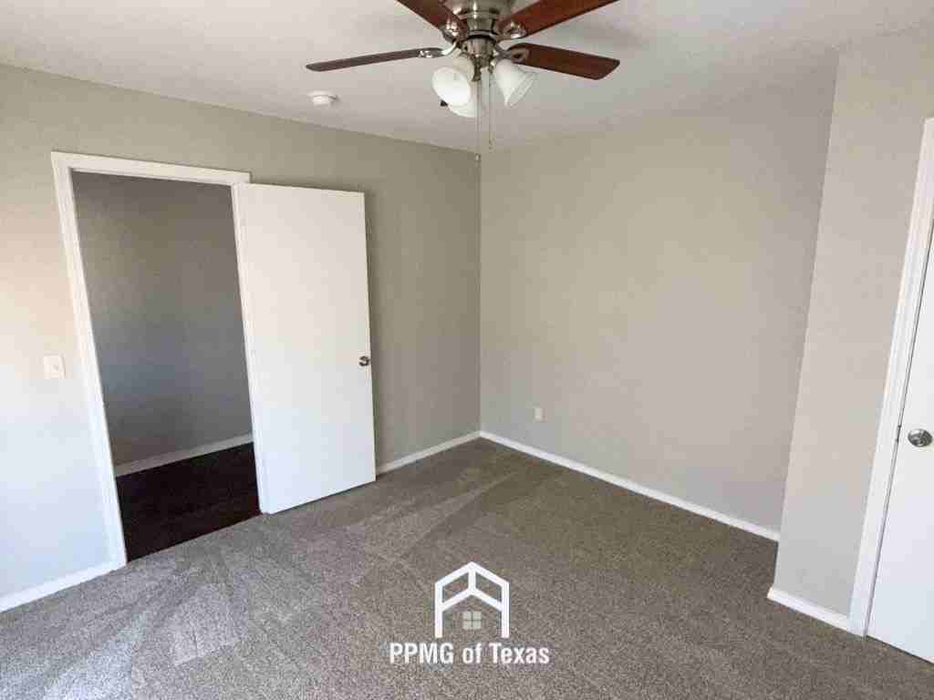 8101 Brookside Dr - Photo 7 of 22