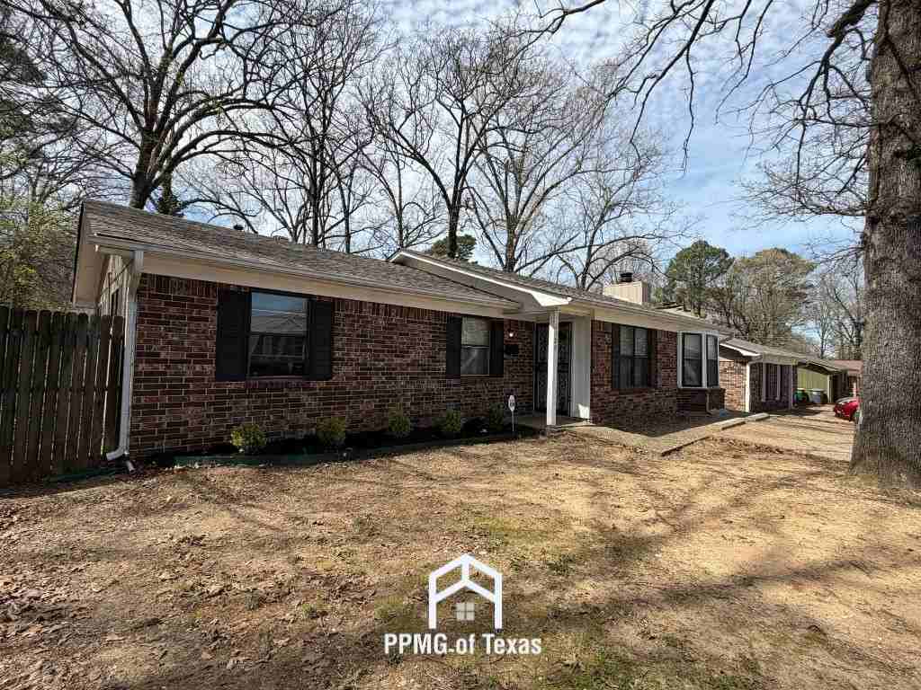 6120 Butler Rd - Photo 2 of 17