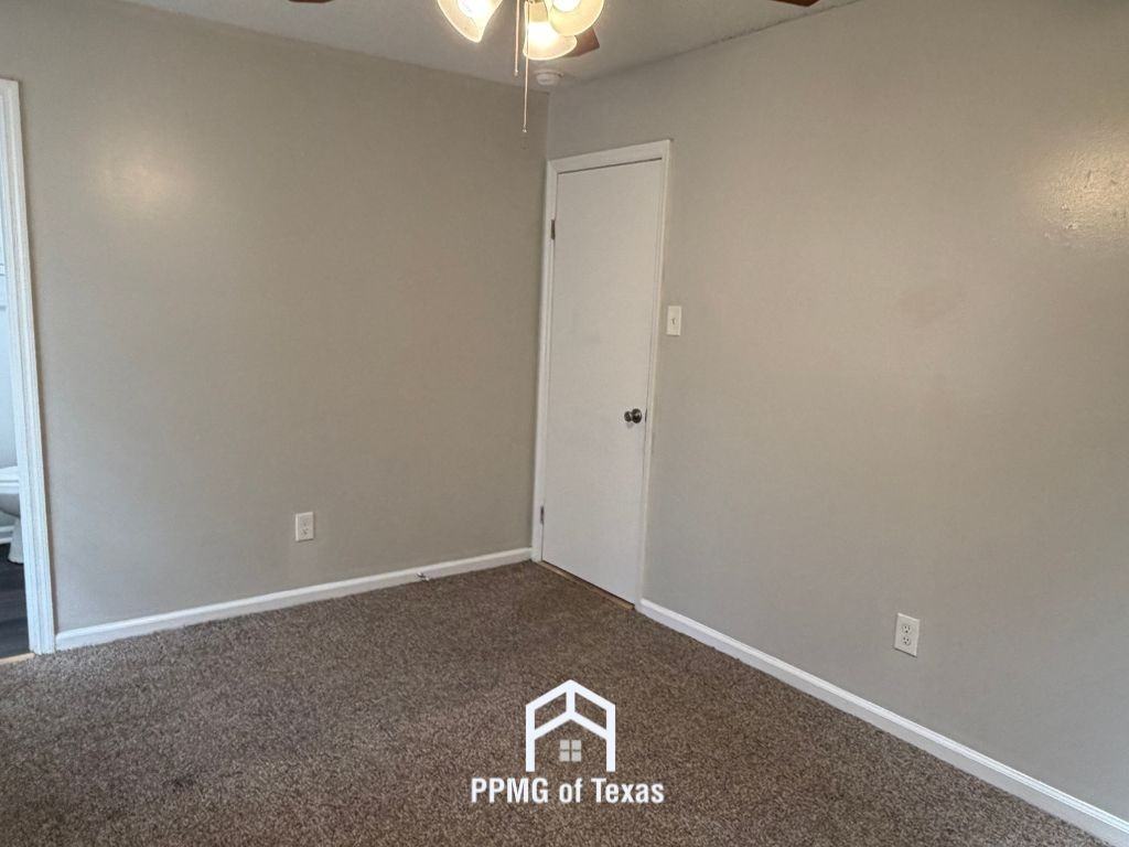 6120 Butler Rd - Photo 6 of 17