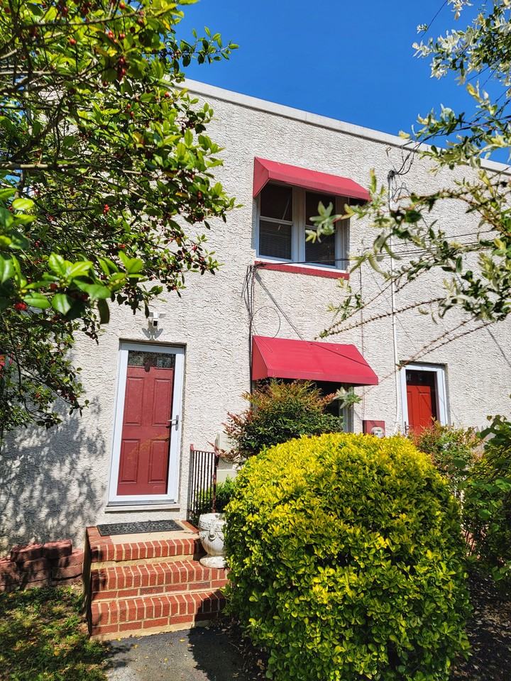 1219 Nottingham Rd #1219 - Photo 2 of 19