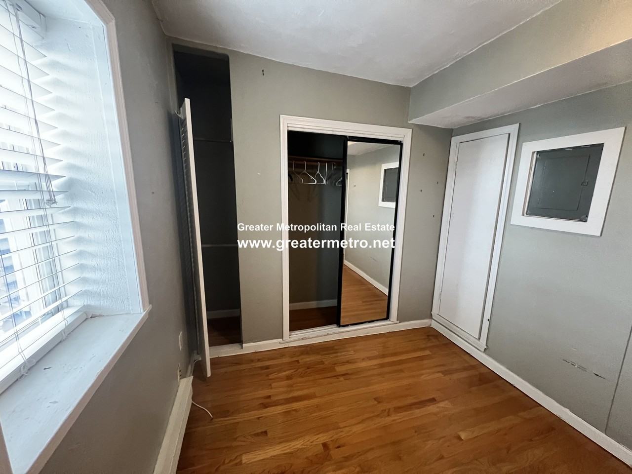 4 Michelangelo St #9 - Photo 2 of 13