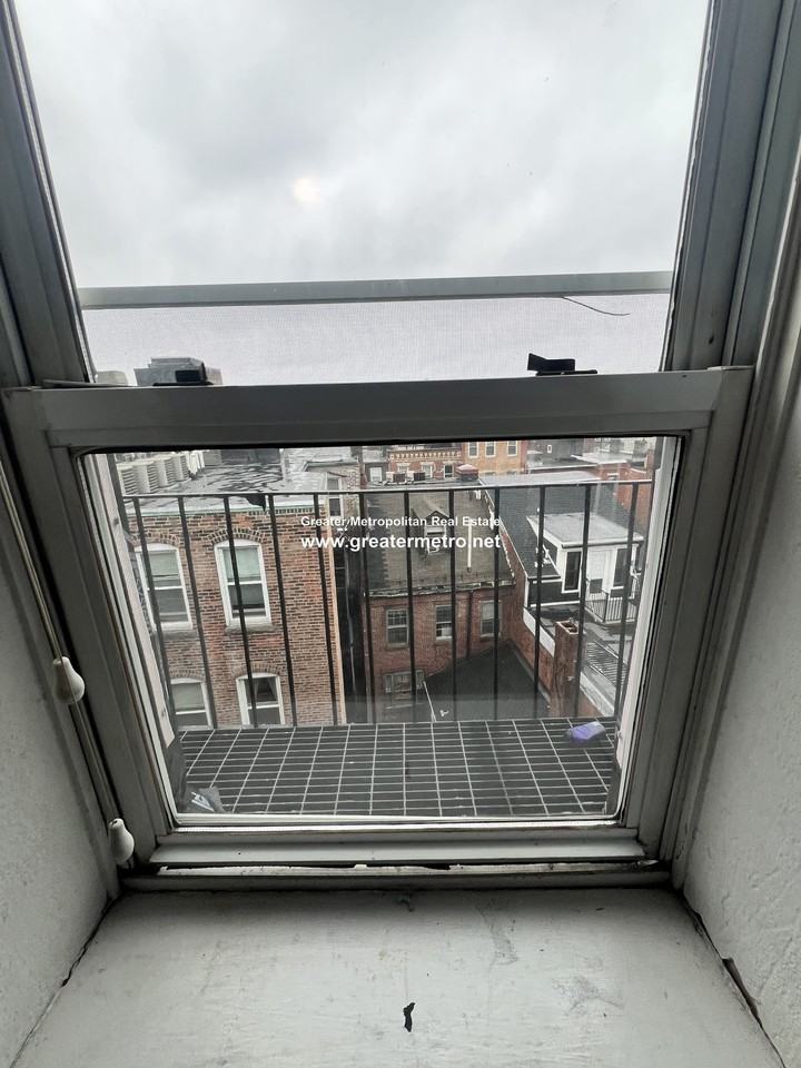 4 Michelangelo St #9 - Photo 4 of 13