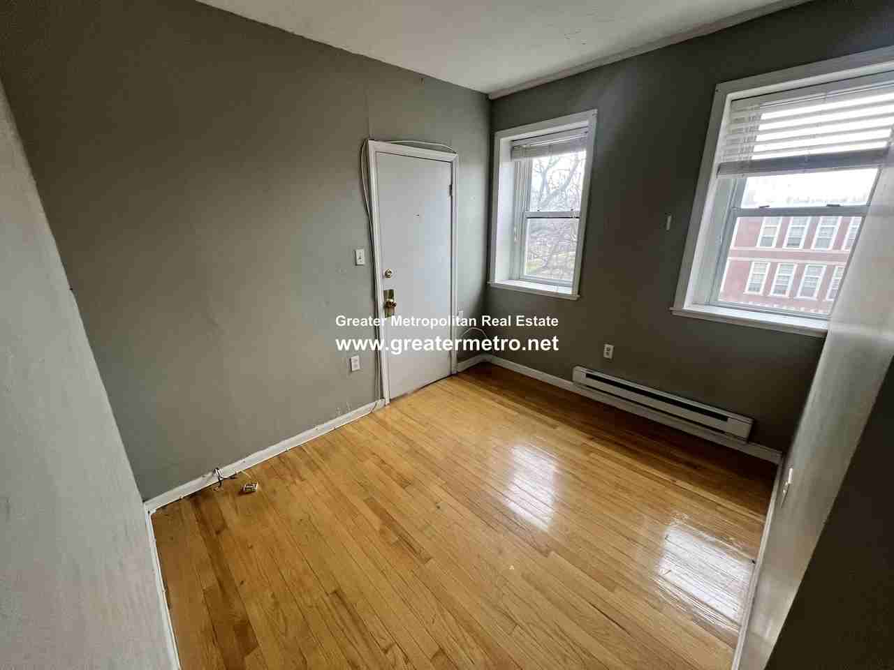 4 Michelangelo St #9 - Photo 5 of 13