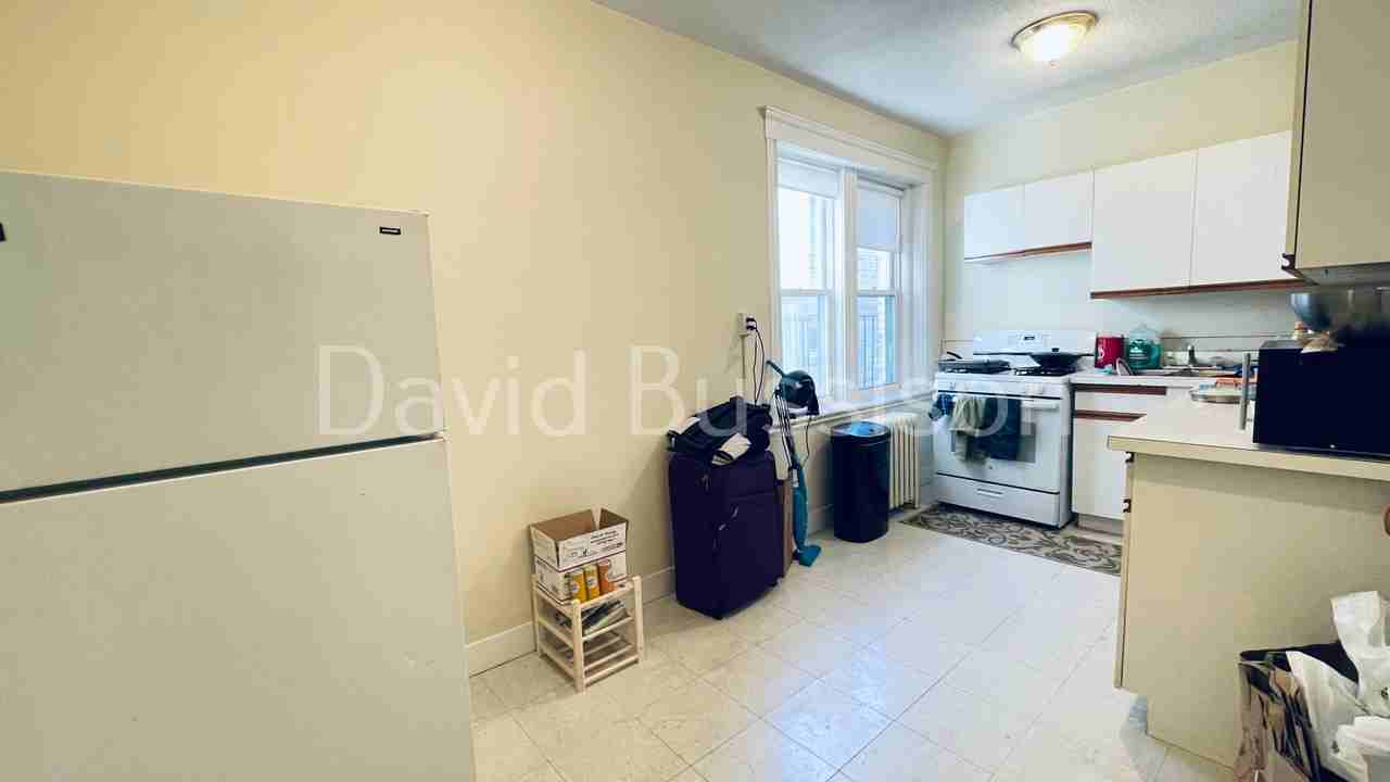 47 Linden St #7 - Photo 3 of 15