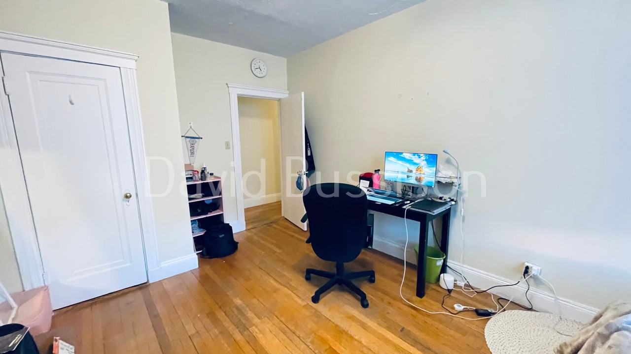 47 Linden St #7 - Photo 7 of 15