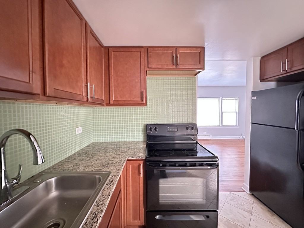 7632 N Milwaukee Ave #A4 - Photo 4 of 20