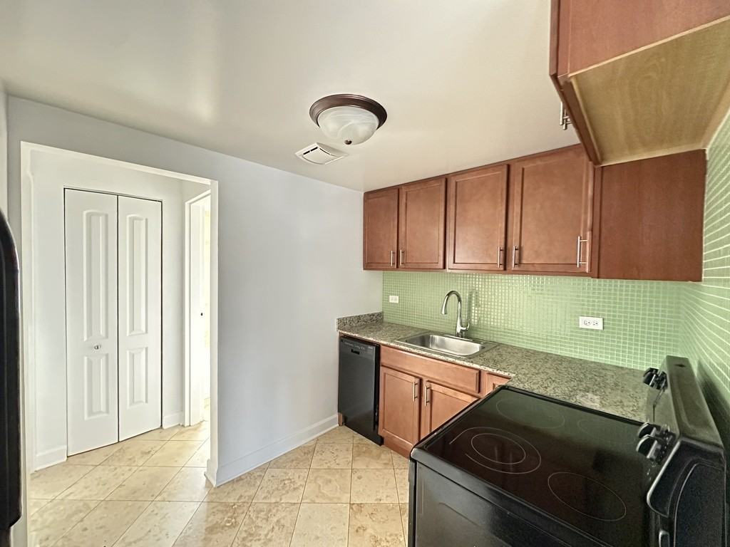 7632 N Milwaukee Ave #A4 - Photo 6 of 20