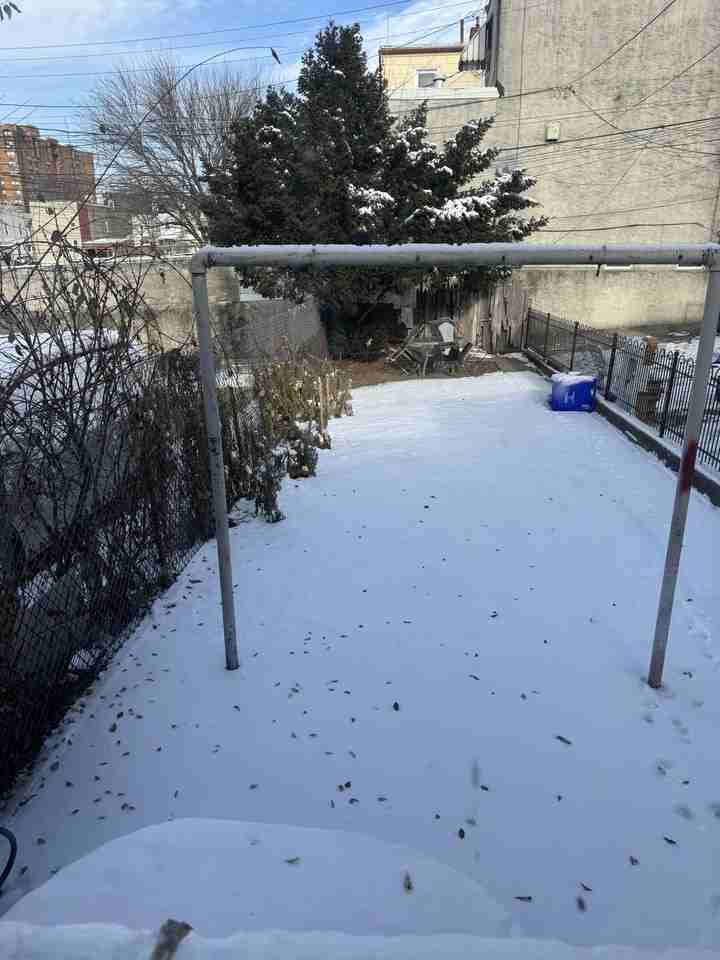 1123 Spruce St #NA - Photo 3 of 17