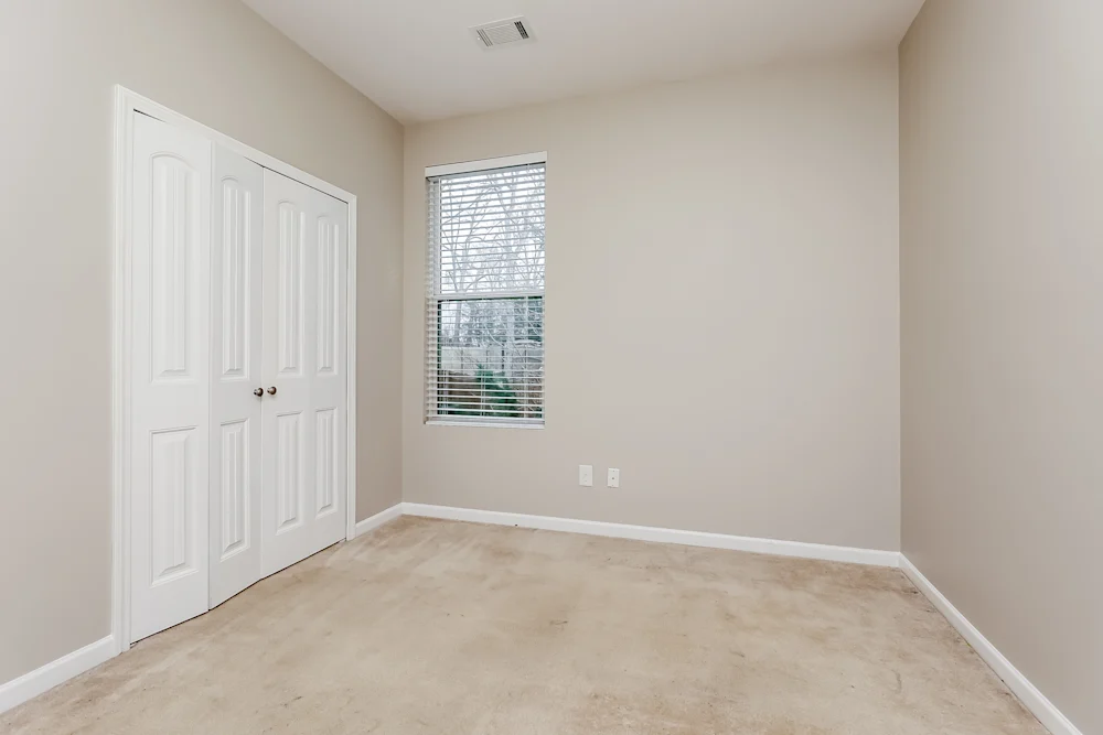 4331 Silver Oaks Dr #NA - Photo 3 of 14