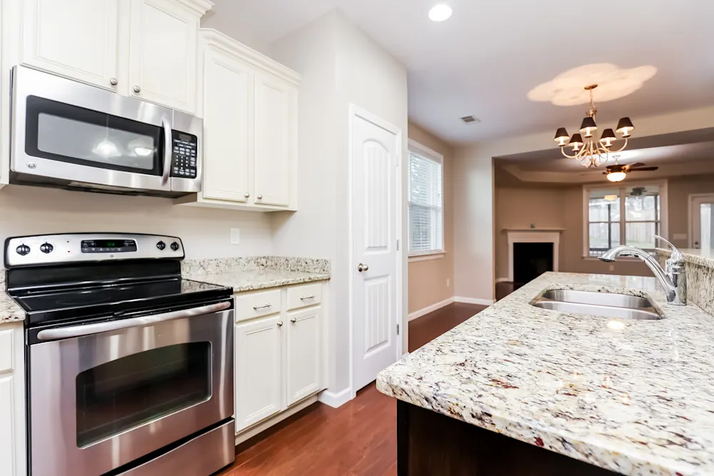 4331 Silver Oaks Dr #NA - Photo 6 of 14