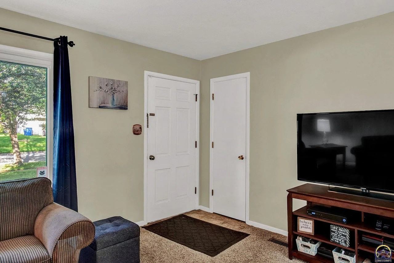 3121 Sw Mcclure Rd #NA - Photo 4 of 4