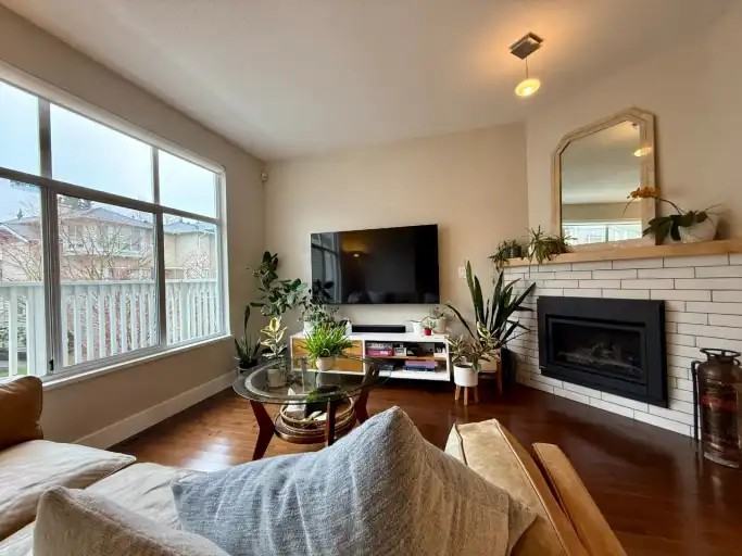 6588 Barnard Dr #49 - Photo 4 of 20